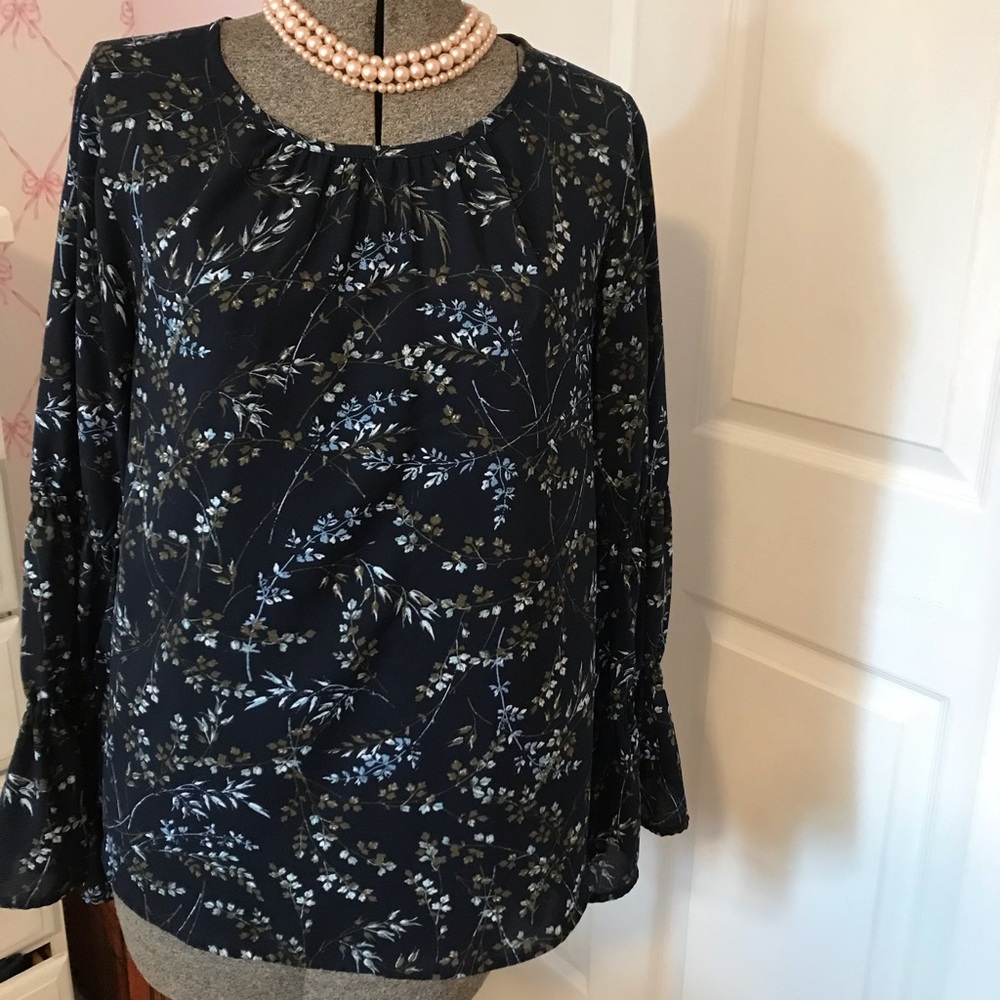 Fun navy print loose fit blouse with tiered sleeves